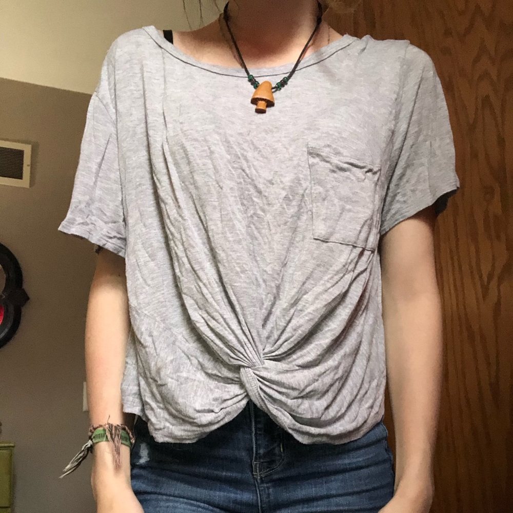 front knotted grey shirt